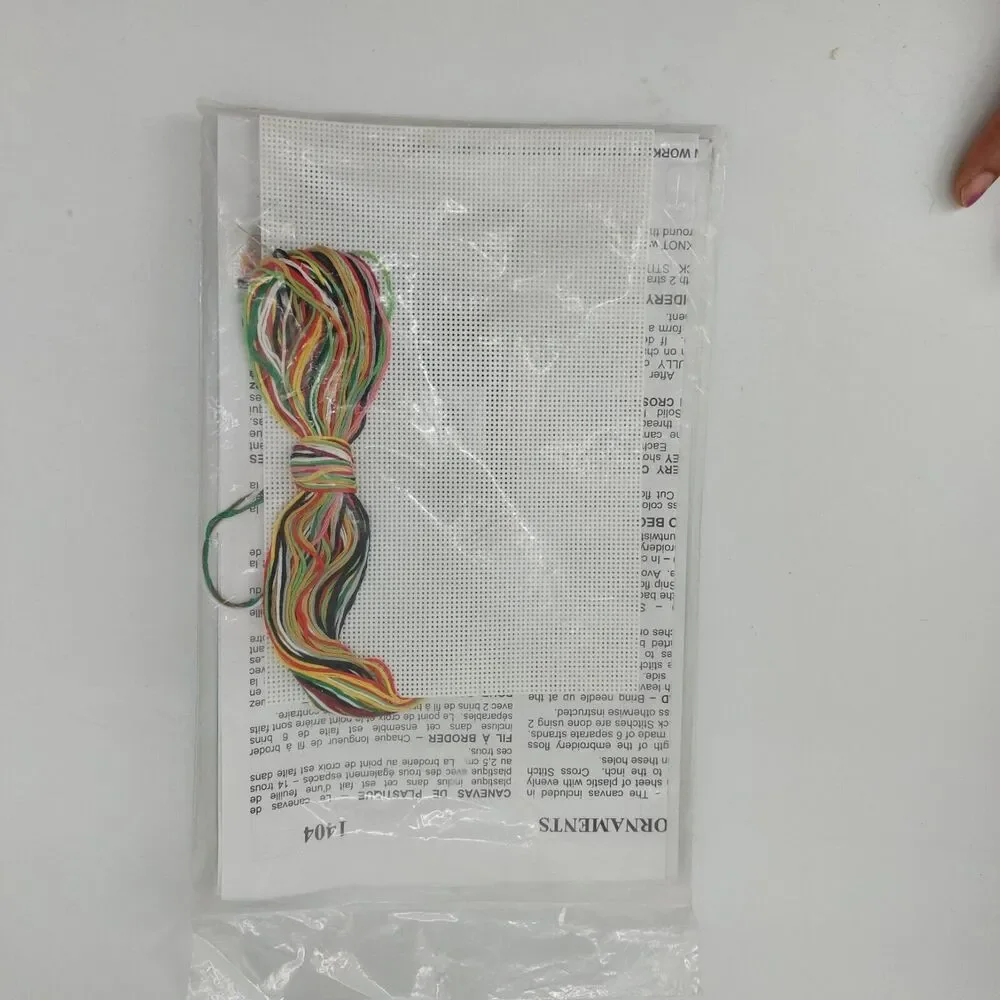 Design Works Plastic Canvas 6 Ornament Kit Opened Package 14 Ct Snowman Holiday